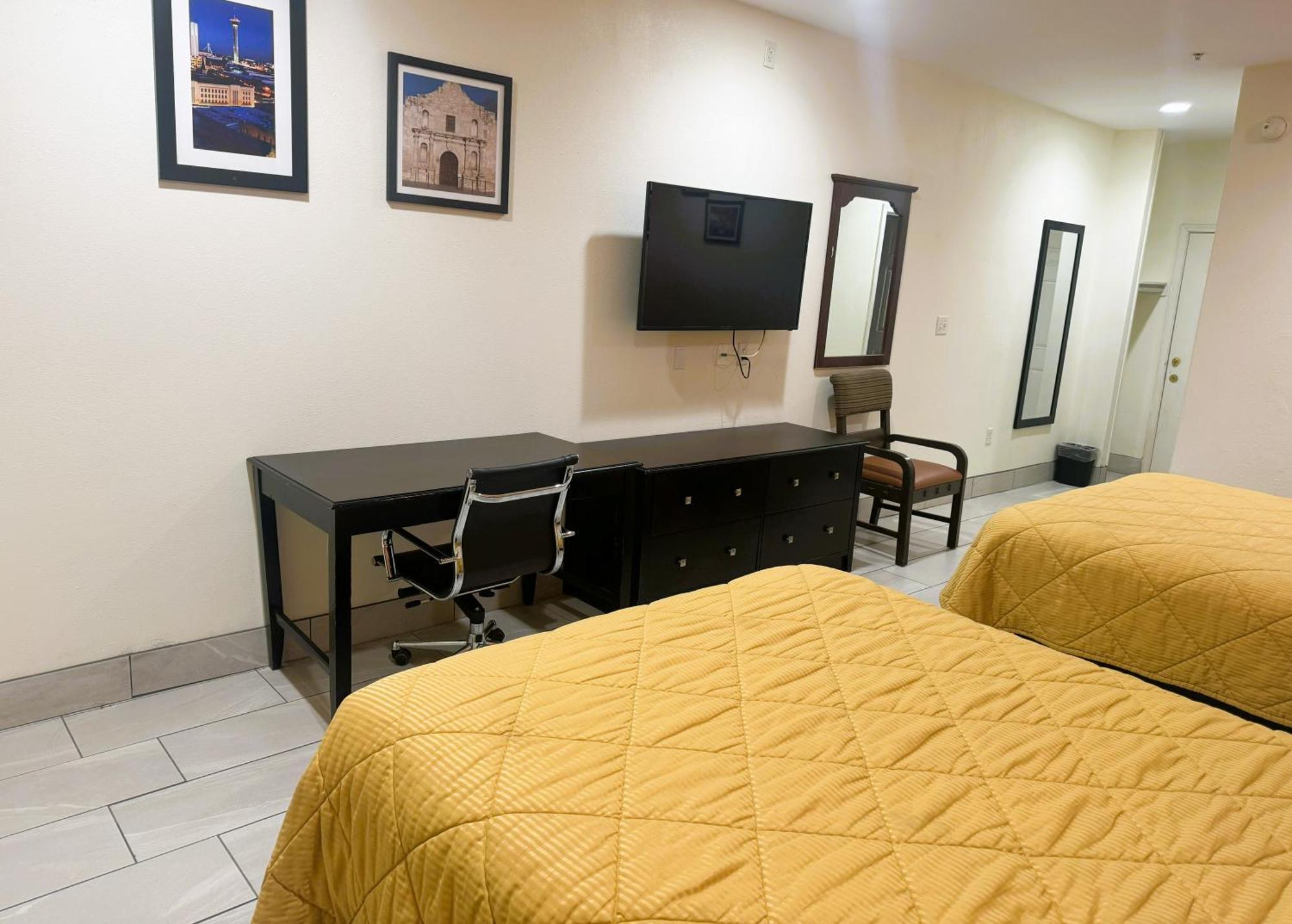 Pecan Valley Inn & Suites San Antonio Luaran gambar